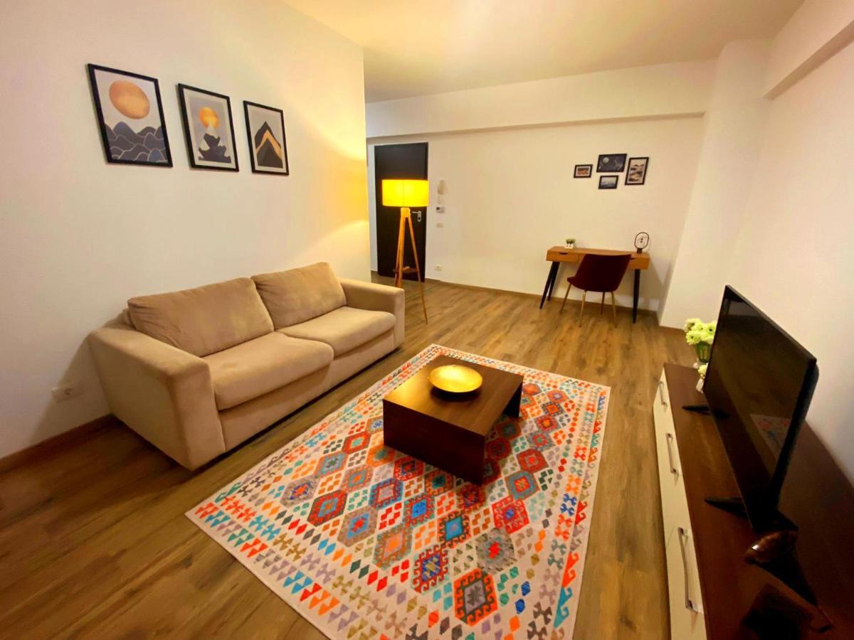 Bellagio - Cozy Apartment With Free Gym ブカレスト エクステリア 写真